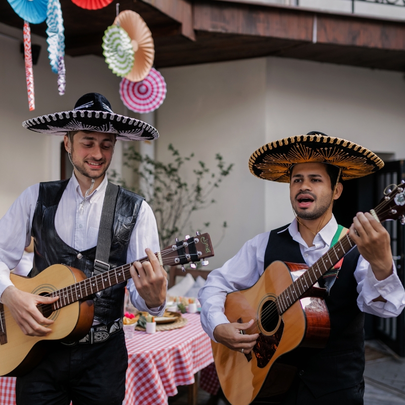 Mariachis - Spanish Music and Dance